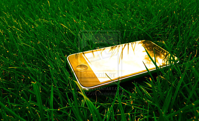 iPhone_on_a_meadow_by_MKCOW